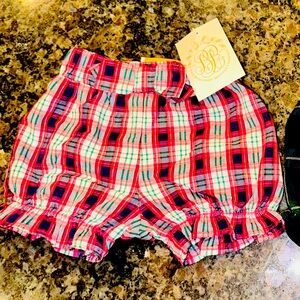 Beaufort Bonnet Company 12/18 NWT red plaid shorts - perfect for Christmas
